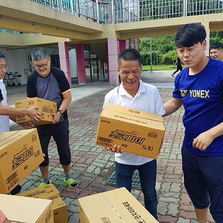  롯데제과, 추석 맞아 어려운 이웃에 과자 2천여 박스 지원
